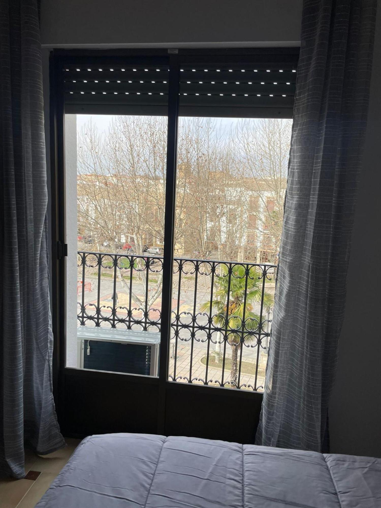 Apartamentos Leonor Баэса Экстерьер фото